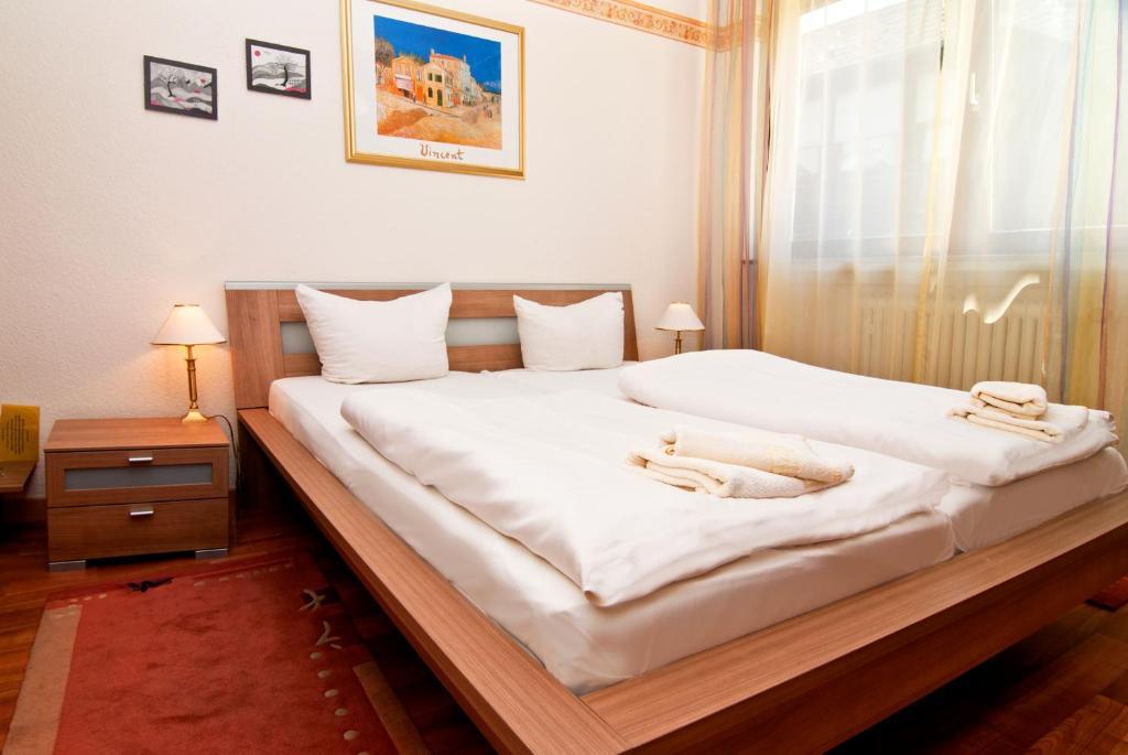 Hotel Kugel Trier Room photo